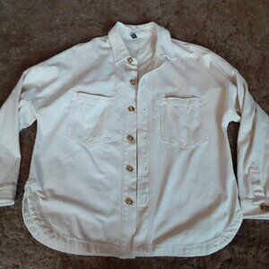Vuori Women’s Sz XS/S “McKenzie” Button down shirt jacket Cream